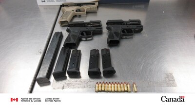 Une enquête de l'ASFC mène à l'arrestation d'un homme de Toronto pour des infractions liées aux armes à feu