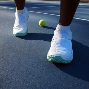 Frank Works Innovative Court Shoe "The One" Now Available Nationwide