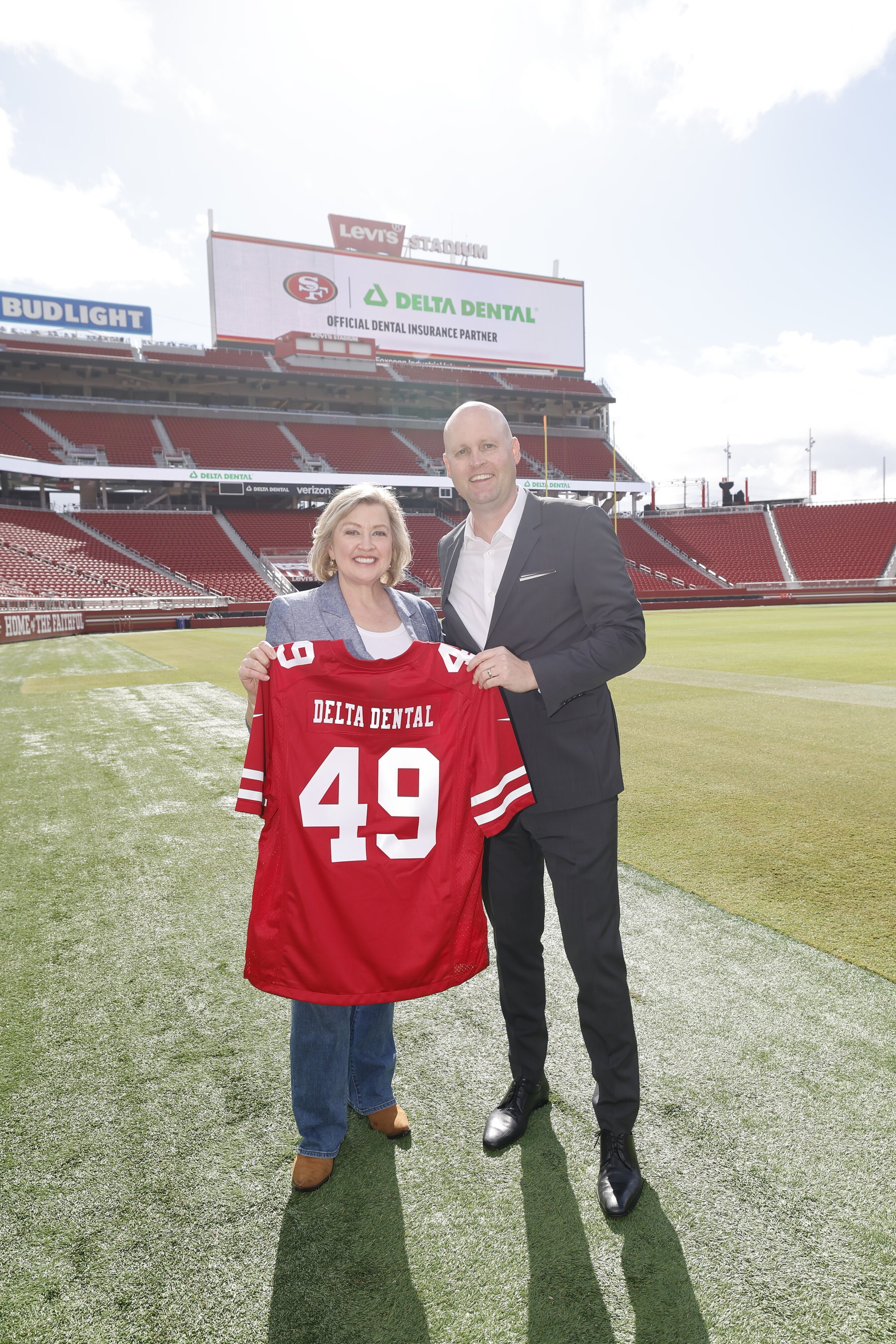 San Francisco 49ers and Delta Dental of California Partner to Champion Community Health and Sustainability