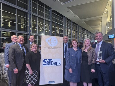 S&T Bank CEO, Chris McComish, displays his award with members of the Bank's Leadership team at the recent Pittsburgh Business Times C-Suite awards dinner.