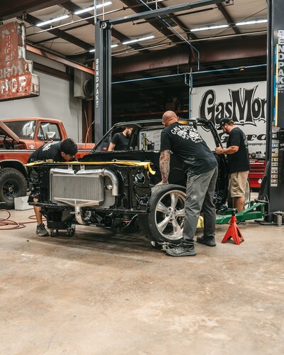 Gas Monkey Crew