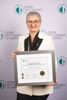 INRS Retired Professor Christiane Ayotte is the first woman to receive the highest distinction of Ordre des chimistes du Québec. Crédit OCQ (CNW Group/Institut National de la recherche scientifique (INRS)) INRS Retired Professor Christiane Ayotte is the first woman to receive the highest distinction of Ordre des chimistes du Québec. Crédit OCQ (CNW Group/Institut National de la recherche scientifique (INRS))