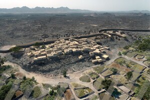 ARCHAEOLOGISTS DISCOVER BRONZE AGE TOWN BURIED IN NORTHWEST ARABIA, THE REGION'S FIRST DISCOVERY OF ITS KIND