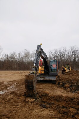 Trimble introduces Siteworks Machine Guidance Module for compact track loaders, extends Trimble’s all-in-one solution for survey and machine guidance to any compact track loader bucket.