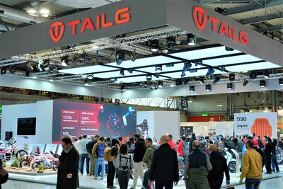 ¡TAILG S96MAX hace su debut mundial en EICMA 2024! El motor magnético Star Ring y el sistema de carga rápida Nebula impulsan la movilidad con bajas emisiones de carbono. (PRNewsfoto/TAILG)