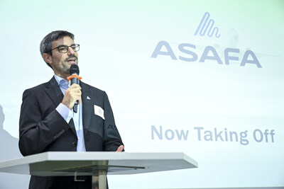 Fabrice Espinosa, CEO, Asia Sustainable Aviation Fuel Association
(ASAFA), memberikan kata sambutan dalam peluncuran ASAFA yang dihadiri
sekitar 200 orang. 

Foto: Edwin Koo,  ASAFA