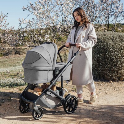 Romer Tura Stroller with Sera Bassinet