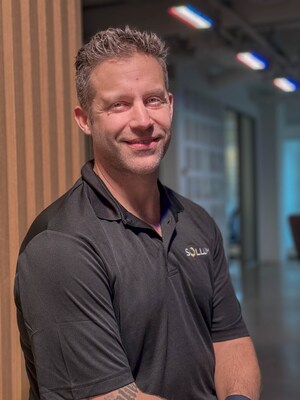 Sollum Technologies announces the appointment of Jon Adams as Vice President of Sales for Canada. Based in St Catharines, Ontario, Jon brings over 15 years of experience in the greenhouse industry, providing a strategic advantage for Sollum in a key agricultural region. His deep expertise in technical sales, market analysis, and product development will be instrumental in driving Sollum’s continued success and innovation in the North American market. Jon Adams’ appointment signals Sollum’s commitment to accelerating growth in the Canadian market while reinforcing its leadership in dynamic LED lighting for commercial greenhouses. (CNW Group/Sollum Technologies)