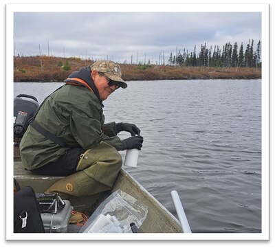 Figure 2: Field technicians undertaking vegetation studies and water quality sampling. (CNW Group/Patriot Battery Metals Inc.)