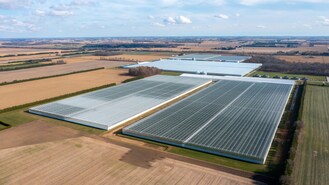 150-Acre Greenhill Produce facility in Kent Bridge, Ontario specializing in Bell Pepper Production. (CNW Group/Mucci International Marketing Inc.)