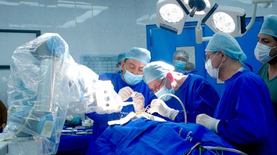 NaoTrac Robot Pioneers Robotic Neurosurgery in Bolivia with Successful Brain Tumor Biopsies