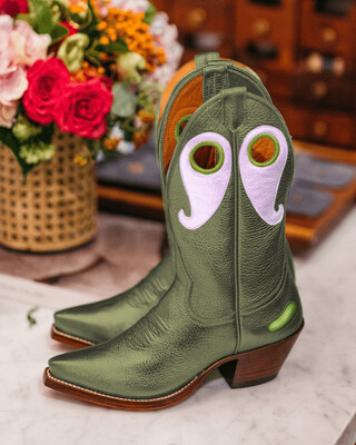 For “National Pickle Day,” The Original Pickle Shot customized a pair of one-of-a-kind Miron Crosby cowboy boots to award to one lucky winner.