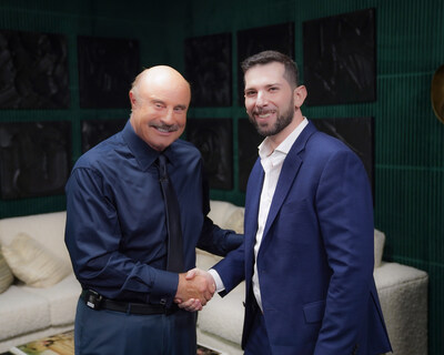 Dr. Phil McGraw and Daniel Boston, Founder of Preserve Gold, shaking hands to celebrate the new partnership.