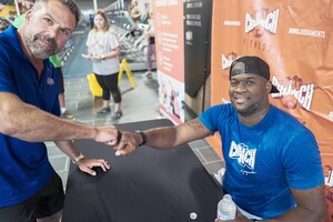 Crunch Fitness Kyle Previews $11 Million Gym with Texas Football Legend Vince Young