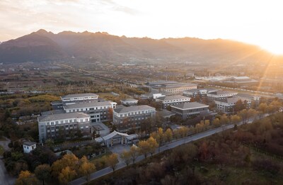 Perennial Alzheimer's Care Village Xi'an - Hero (PRNewsfoto/Perennial Holdings Private Limited)