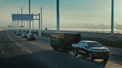 GM’s record-breaking hands-free caravan across the Bay Bridge linking San Francisco and Oakland, the largest of its kind in history. The caravan featured GM’s 20 Super Cruise-enabled models.