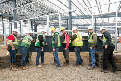 Cirba Solutions Hosts Topping Out Ceremony to Celebrate Last Beam Being Put into Place at its Battery Recycling and Materials Recovery Facility Expansion in Lancaster, Ohio