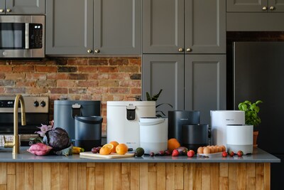 The FoodCycler Eco 5 model in grey and white (left) and the compact FoodCycler Eco 3 model in grey and white (right). (CNW Group/Food Cycle Science)