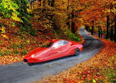 Representación del auto deportivo volador Switchblade en modo de conducción. Los funcionarios de la compañía afirmaron que debido a estos avances en la fabricación automatizada de piezas de fibra de carbono termoplástica, la producción de Switchblades se optimizará enormemente, reduciendo considerablemente tanto los costos como el tiempo de producción.