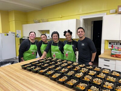 Meet the heart and soul of giving back this holiday season! Crispy Green's dedicated volunteers-Samantha Ascenzo, Manuela Fernandes, Angela Liu, Dionna Bunn, and Alejandro Giraldo-are busy at work preparing 50 nutritious and delicious Thanksgiving meals. Their passion and teamwork are shining bright at the Bloomfield Presbyterian Church on the Green in New Jersey, bringing warmth and joy to those in need this holiday. Together, they're spreading gratitude and good cheer, one meal at a time!