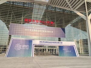 Foco global na educação profissional em conferência em Tianjin