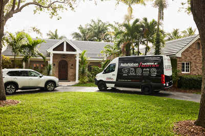 AutoNation Mobile Service brings expert vehicle maintenance and repairs directly to Customers’ doorsteps, providing convenient solutions for safe and stress-free holiday travel.