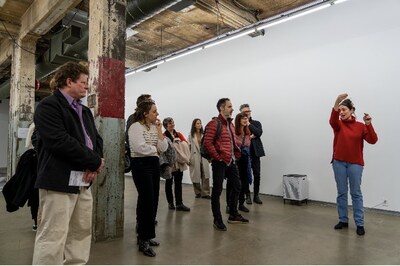 MAC - Gift Experience 2 - Introduction to Collecting Art - Photo : Guillaume Lévesque-Caron (CNW Group/Musée d'art contemporain de Montréal) MAC - Gift Experience 2 - Introduction to Collecting Art - Photo : Guillaume Lévesque-Caron (CNW Group/Musée d'art contemporain de Montréal)