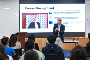 Oxford's Big Data Pioneer Inspires Students at Concordia Shanghai