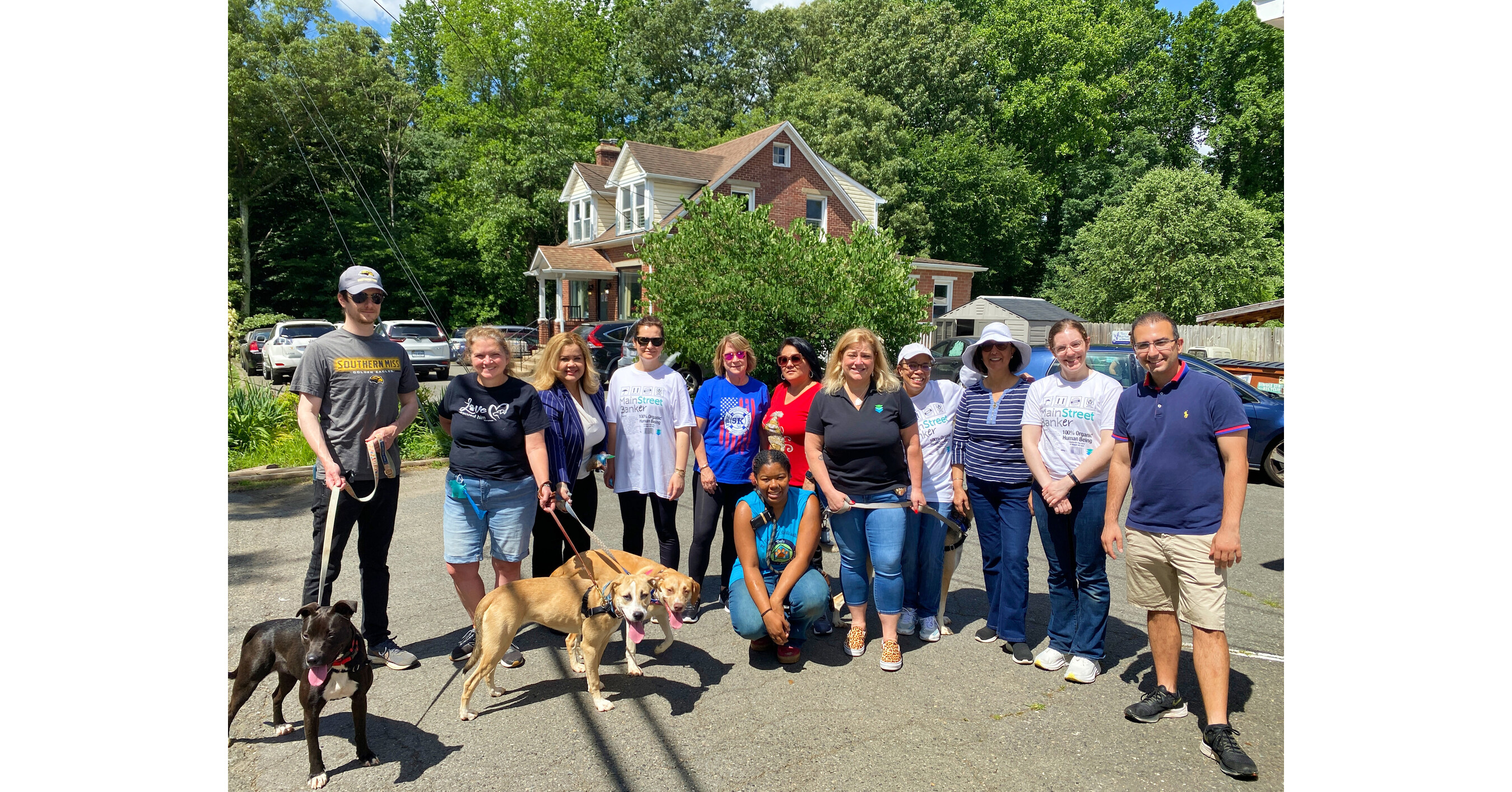 MainStreet Bank Spreads Holiday Cheer with 'Pawsitive' Impact on Local Animals