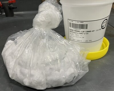 Figure 1: Marketable, on spec, battery-grade lithium hydroxide monohydrate produced from the CV5 Spodumene Pegmatite. (CNW Group/Patriot Battery Metals Inc.)