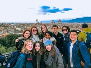 AIFS GIVE'S THE GIFT OF STUDY ABROAD