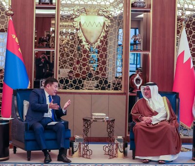 Prime Minister of Mongolia L. Oyun-Erdene meets with Crown Prince and Prime Minister of the Kingdom of Bahrain Salman bin Hamad bin Isa Al Khalifa