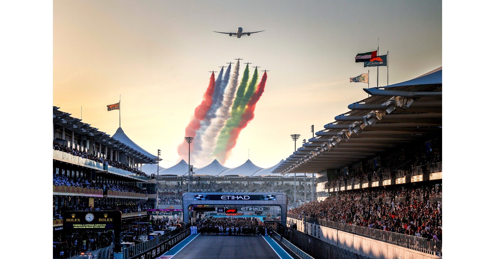 A WEEKEND OF RACING, ENTERTAINMENT, AND ADVENTURE ACROSS THE WHOLE OF ABU DHABI DURING GRAND PRIX WEEKEND