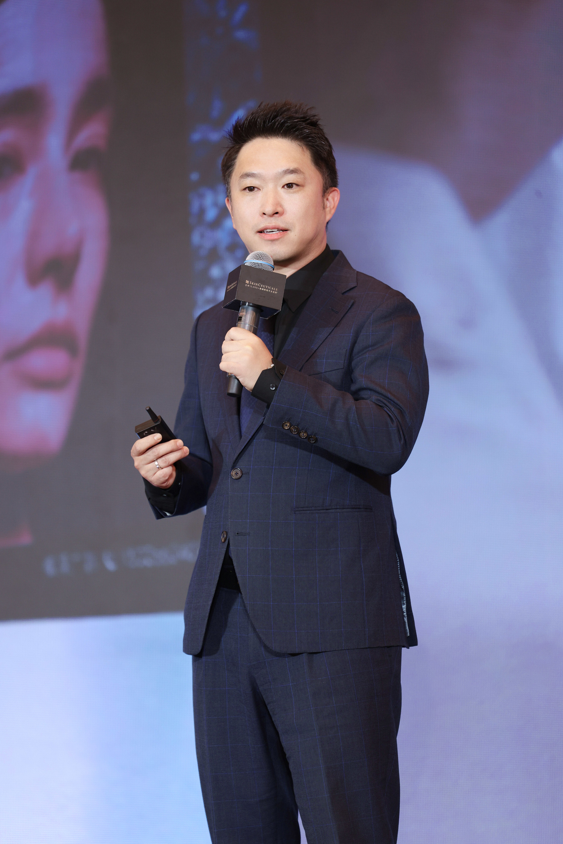 Unable to view the image, Please provide a valid URL.