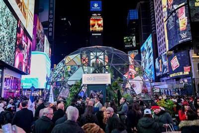 Dominican Republic's Grand Glass Dome in NYC’s Times Square (PRNewsfoto/Dominican Republic Ministry of Tourism)