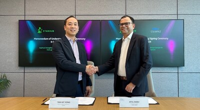 Tan Kit Yong, Head of Enterprise Business Group, StarHub along with Atul Babu, Chief Executive Officer, Infosys Compaz