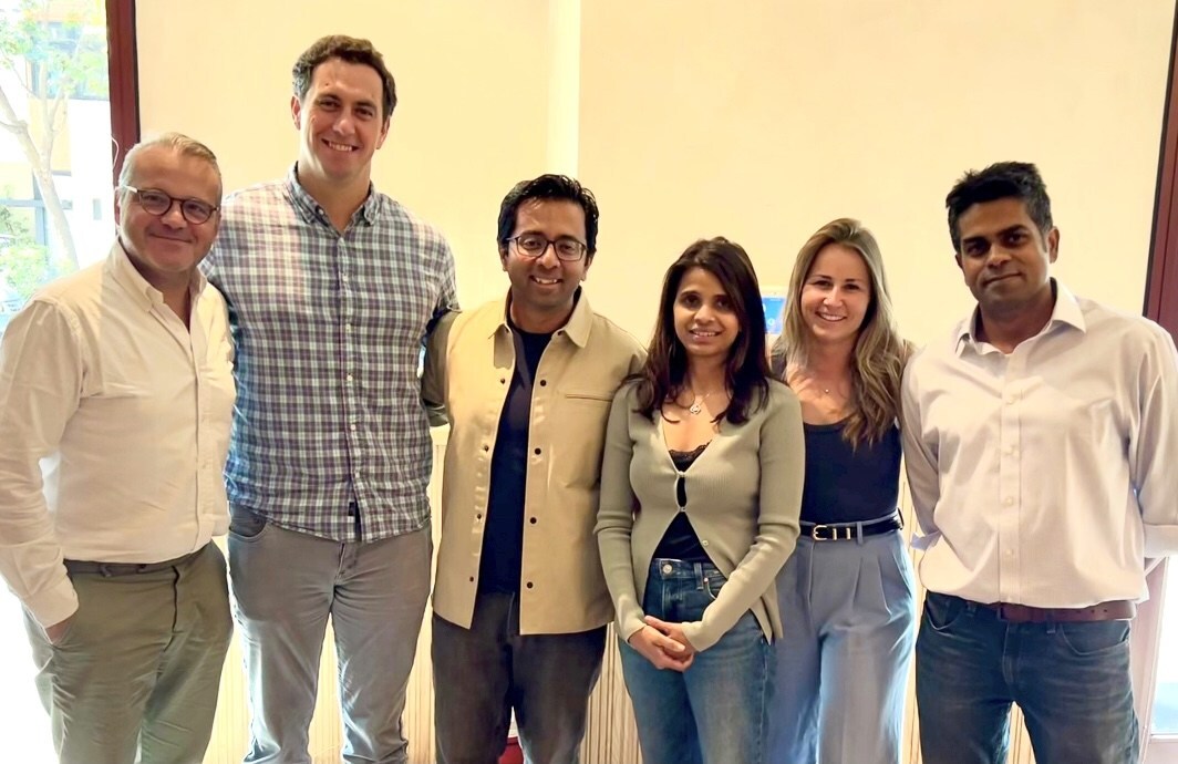 Unable to view the image, Please provide a valid URL.