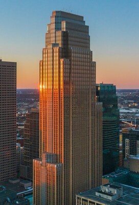 <div>Cross Ocean Partners, Neuberger Berman and Onward Investors Purchase Minneapolis' Wells Fargo Center</div>