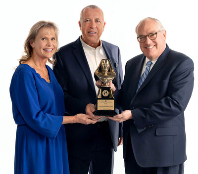 <div>FOCUS Co-Founders honored With EWTN'S 2024 Mother Angelica Award</div>