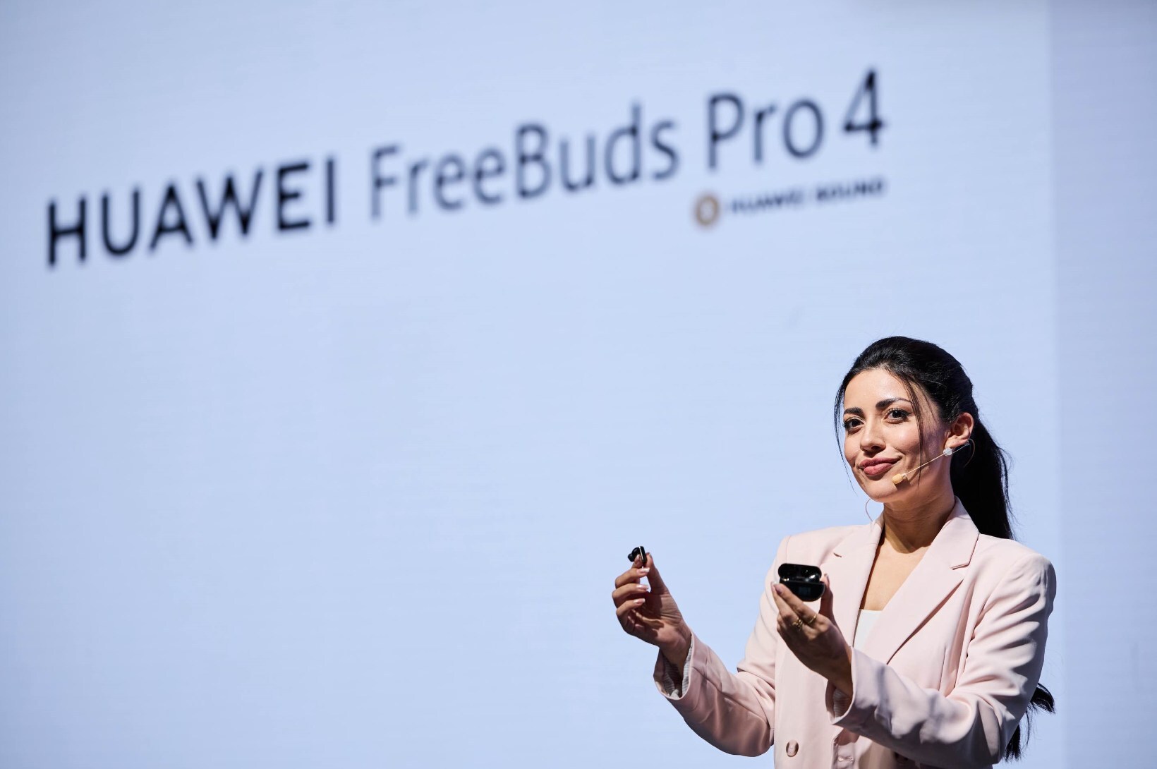 HUAWEI SOUND Elevating TWS Flagship Experience to New Heights