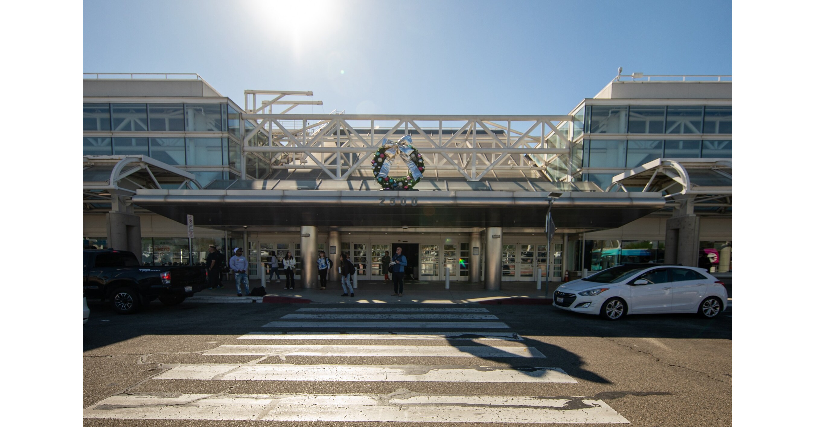 Ontario International Airport extended run of passenger increases to 45  straight months in November