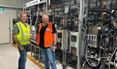 Figure 1 – Haydn Daxter and Dr. Nigel Brand at Nagrom the Mineral Processor’s Pilot Plant (CNW Group/Power Metals Corp.)