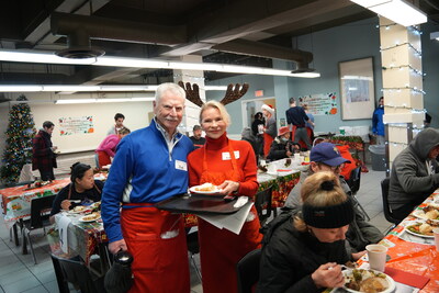 Vancouver Harbour Light Christmas Meal (CNW Group/The Salvation Army British Columbia Division)