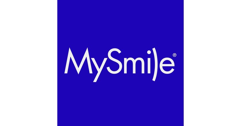 Celebrate the Holidays with MySmile Oral Care: 25% Off for a Bright and Healthy Season!