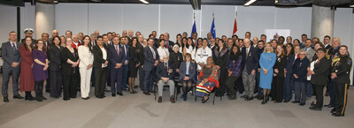 The 77 recipients of the King Charles III Coronation Medal accompanied by the Honourable Manon Jeannotte (CNW Group/Cabinet de la Lieutenante-gouverneure du Québec) The 77 recipients of the King Charles III Coronation Medal accompanied by the Honourable Manon Jeannotte (CNW Group/Cabinet de la Lieutenante-gouverneure du Québec)