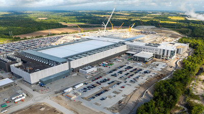 Construction underway on two of Texas Instruments’ new 300mm semiconductor wafer fabs in Sherman, Texas, SM1 and SM2.