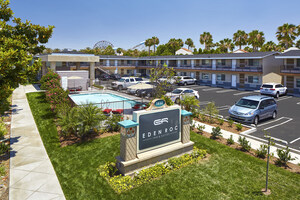 Stay Close to Disneyland and Anaheim Convention Center at Eden Roc Inn & Suites Anaheim