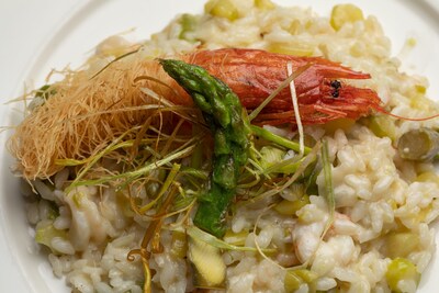 Asparagus, prawn and crispy leek risotto.