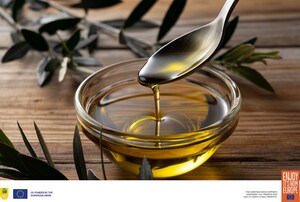 Creative uses of olive oil and extra virgin olive oil: from cosmetics to meditation. Skincare, home care and mental wellbeing.