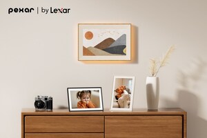 pexar debuts new 15.6-inch digital picture frame at CES 2025